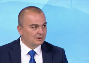Абровски: Шокиран съм. От 2 до 10 часа БАБХ не прави фитосанитарен контрол на влизащите храни на Капитан Андреево”