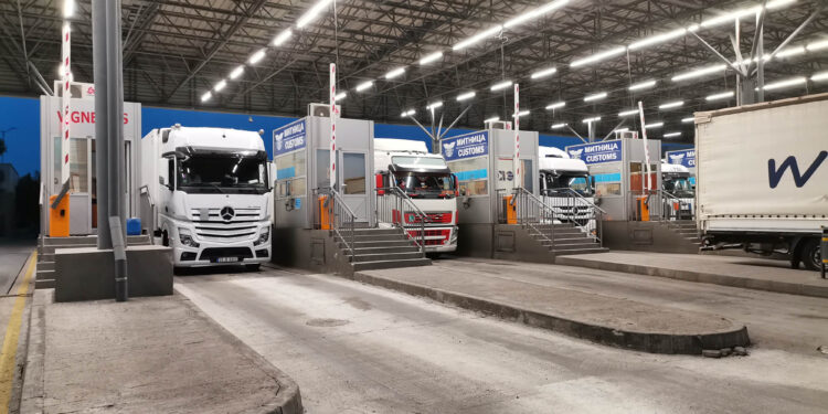 „Евролаб 2011“: Искат да ни откраднат бизнеса