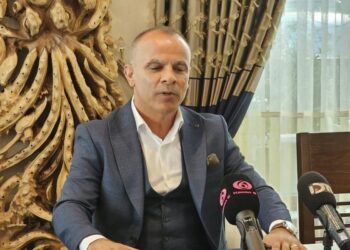 Мутри и цигани застанаха зад кандидат-кмета на ГЕРБ в Сливен