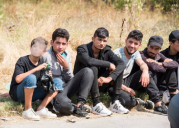 Заловиха 30 мигранти край Казичене