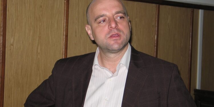 Задържаха прокурора Бисер Михайлов за побий над съпругата си