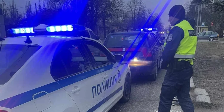 След гонка: Заловиха 16-годишен бързал за училище