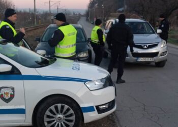 8 задържани след спецоперация в Плевенско