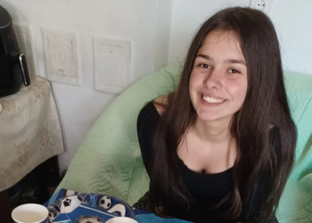 Изруд преби зверски с бокс младо момиче