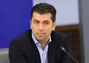 КПКОНПИ разследва Кирил Петков