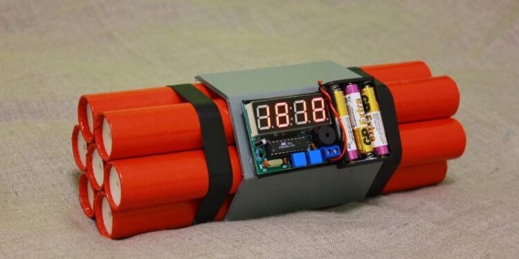 Заради сигнал за бомба: Евакуираха голям търговски център в София