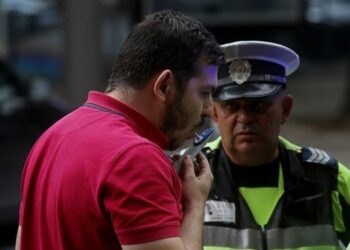 Задържаха прокурор от Несебър заради отказ за проба за алкохол и наркотици