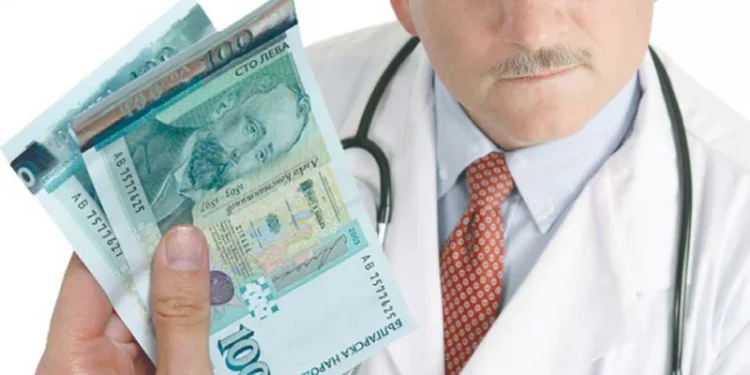 Семейство плати 1500 лева за преглед на детето си