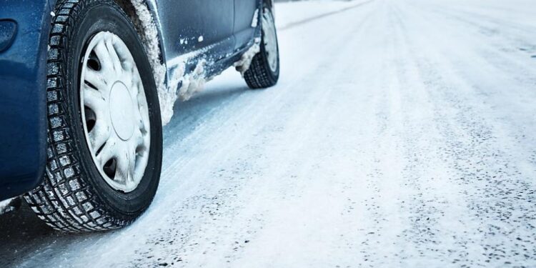 Над 8747 проверки по време на акция „Зима 2024“ в Смолянско