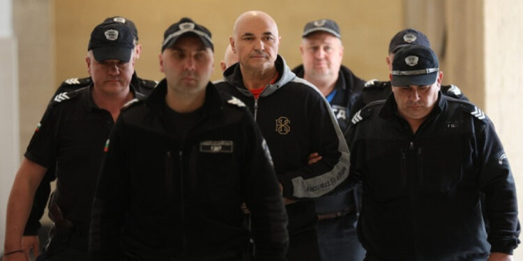 Нови зверства на Лебешковски: Как ‘Наглите’ продължават да тероризират България? (СНИМКИ)