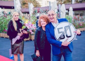 Кой държи шалтера на вота? „Информационно обслужване“, Ивайло Филипов и схемата с кадри и „касички“